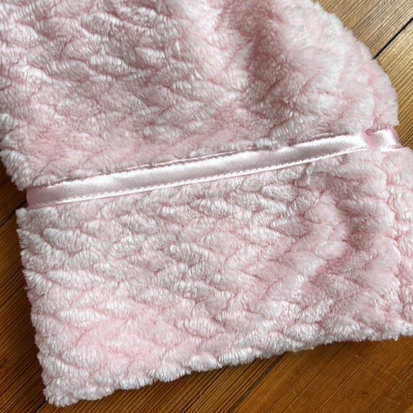 Worn once! Comfy Soft Pink Long robe - Picture 3 of 5